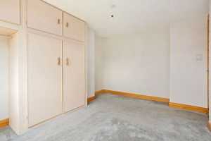 262 Beechdale 12