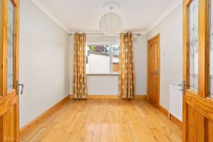 262 Beechdale 6